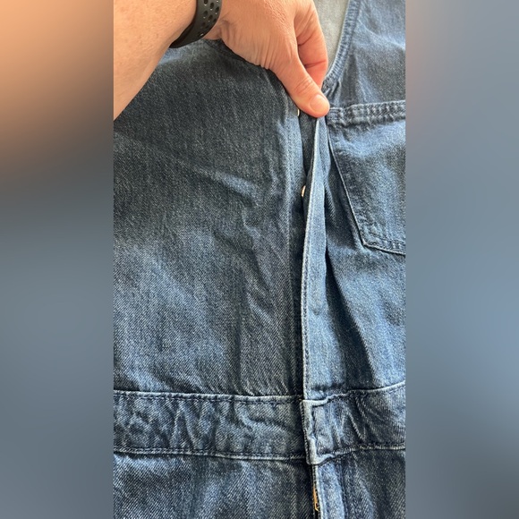Universal Thread Women's Curved Leg Denim Jumpsuit Overalls. Size 17 - Picture 8 of 10